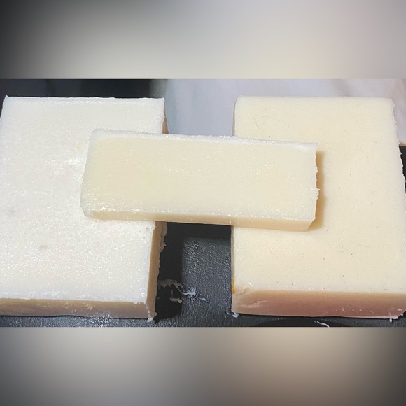 Sweet Apple pie soap - Picture 2 of 3